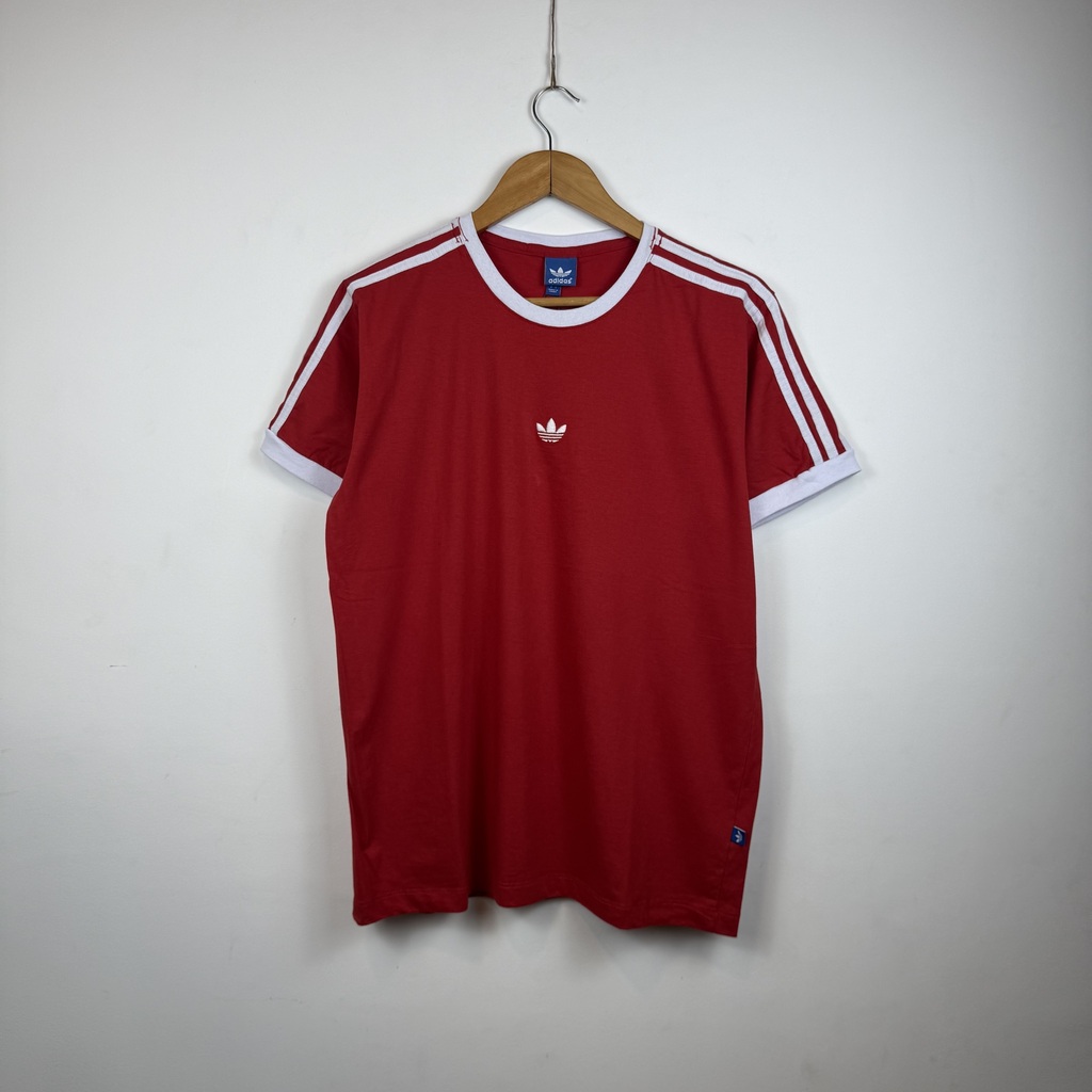 Camiseta Retrô Adidas