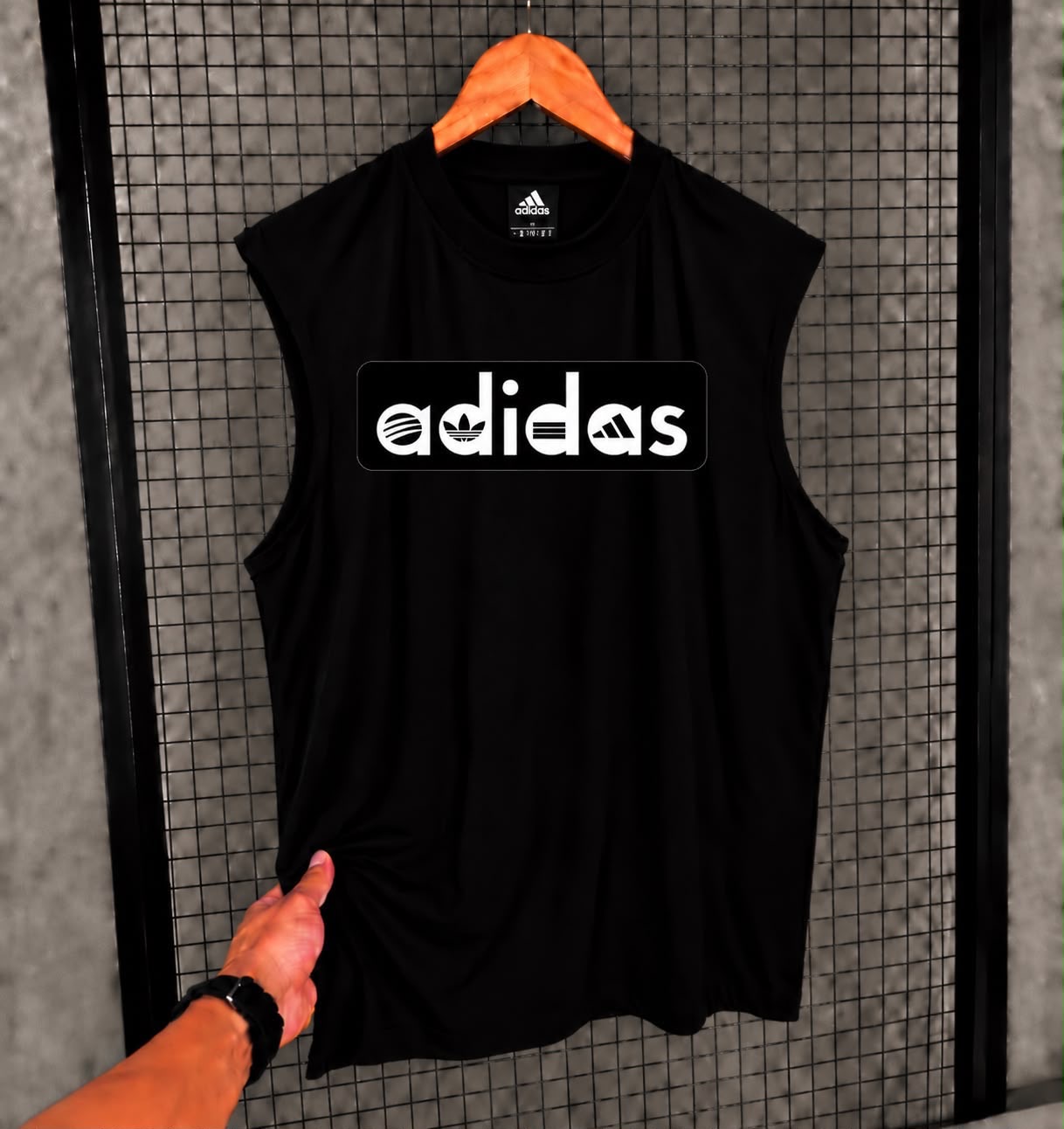 Regata Adidas Suedine