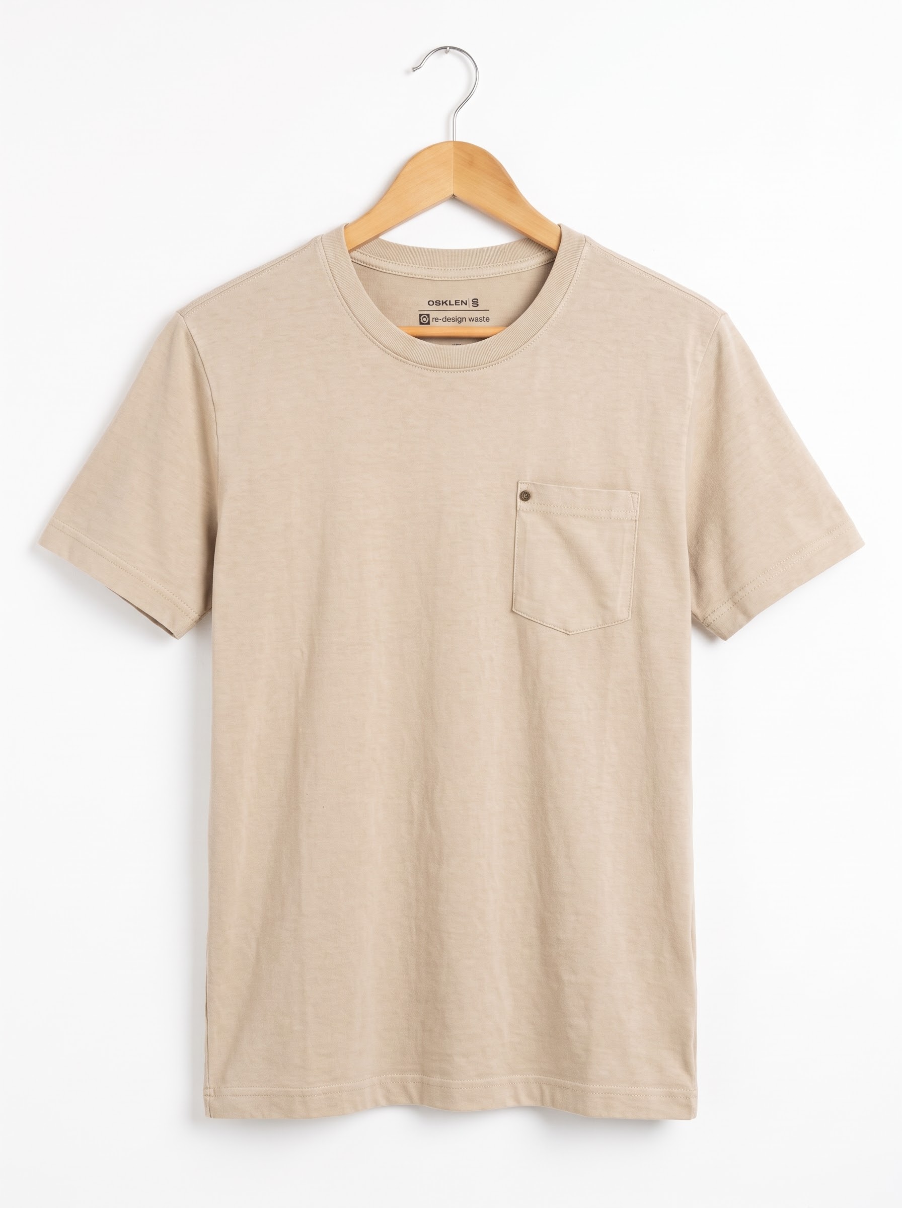 Camiseta Osklen com Bolso